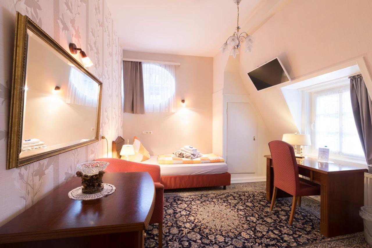 Hotel Haus Mueller 3*
